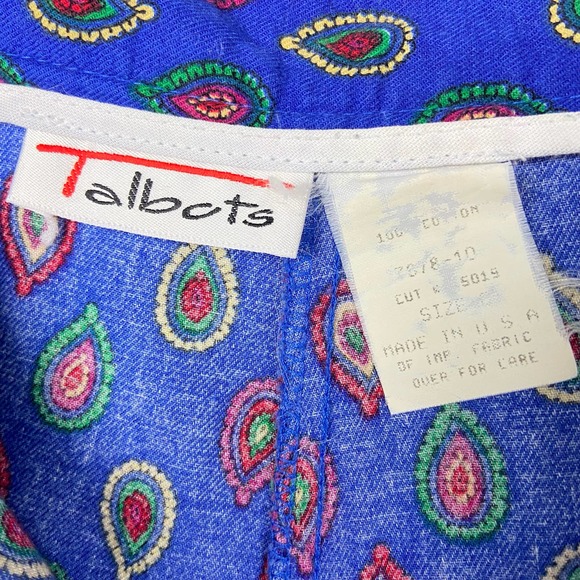 🖤 3/$25 SALE!!!
Vintage Talbots allover geometric print shorts - Picture 5 of 5